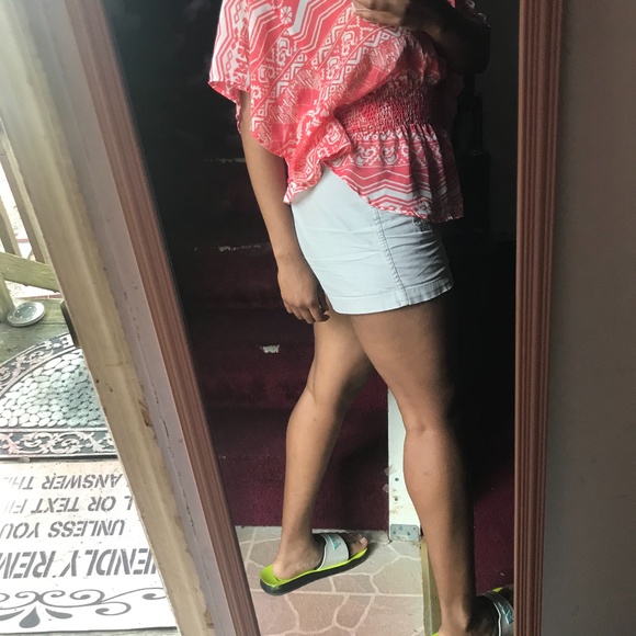 Large - American Dream - Pink and White Blouse - Picture 5 of 6